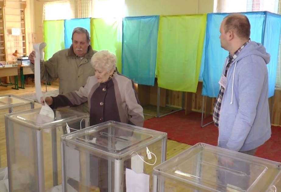 Ukrayna polisi prezident seçkiləri ilə bağlı 25 cinayət işi açıb