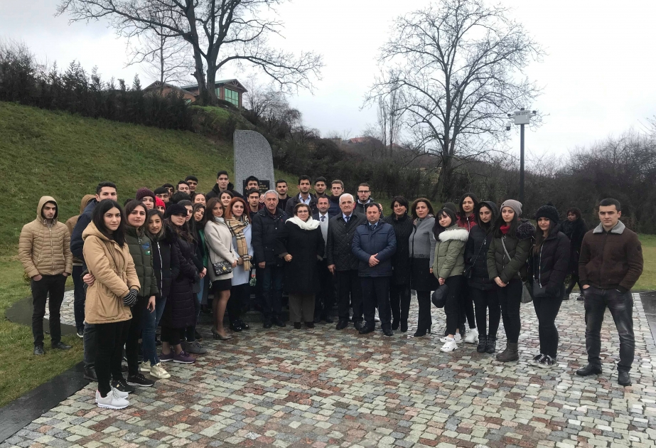 UNEC-in kollektivi Quba Soyqırımı Memorial Kompleksini ziyarət edib