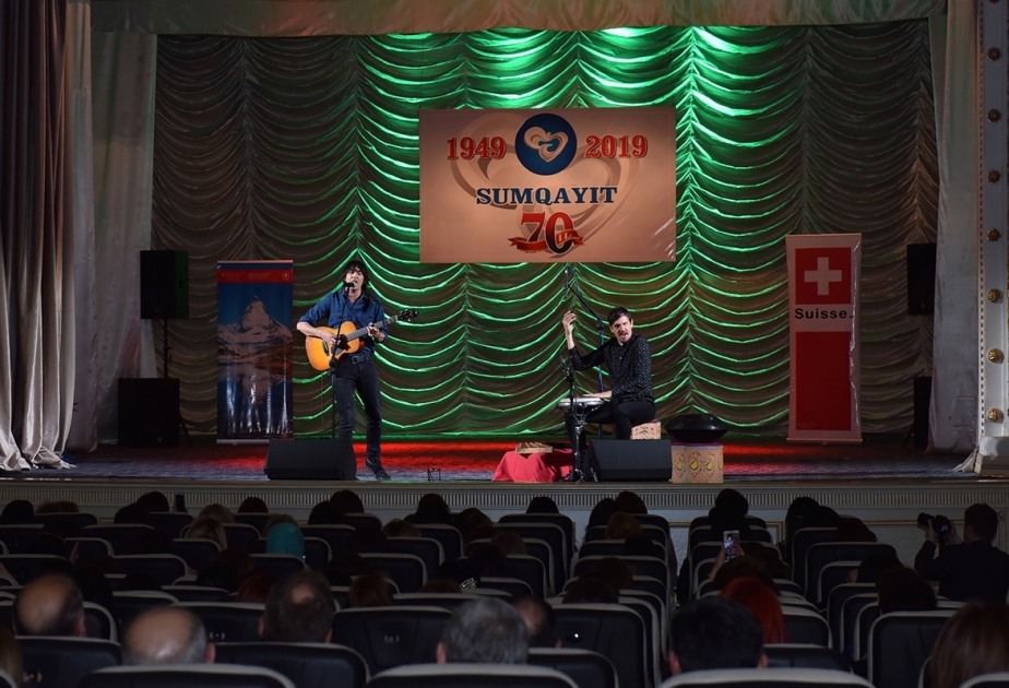İsveçrəli duet Sumqayıt tamaşaçılarının qarşısında çıxış edib