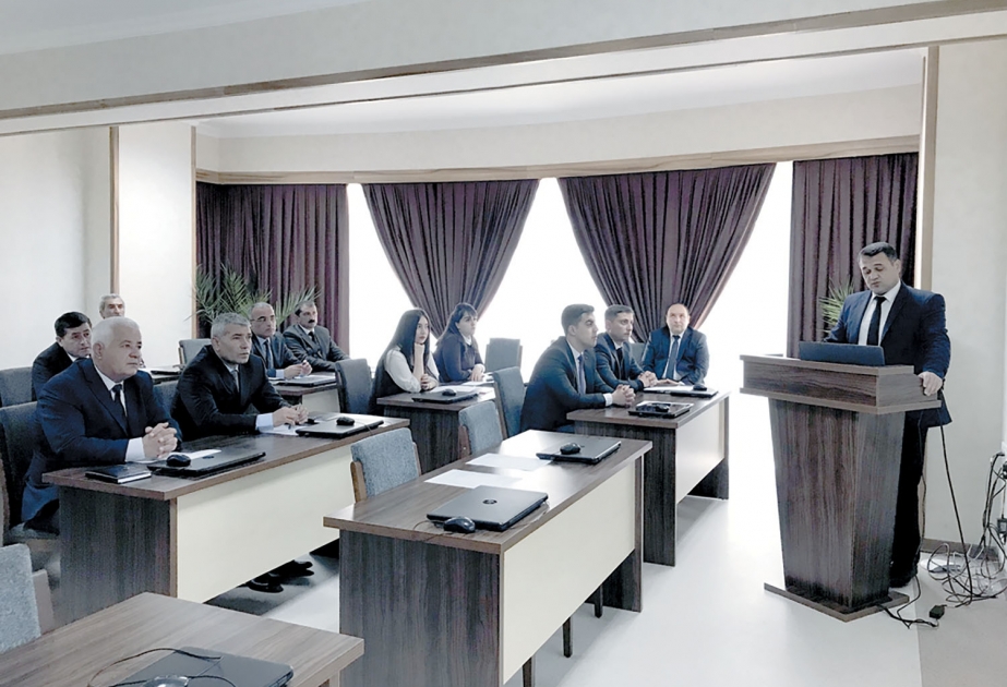 Naxçıvanda icra hakimiyyətlərinin maliyyə və mühasibatlıq üzrə mütəxəssisləri təlimə cəlb ediliblər