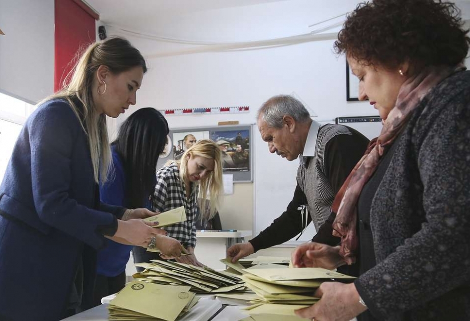 İstanbulun səkkiz seçki dairəsində səslər yenidən sayılacaq