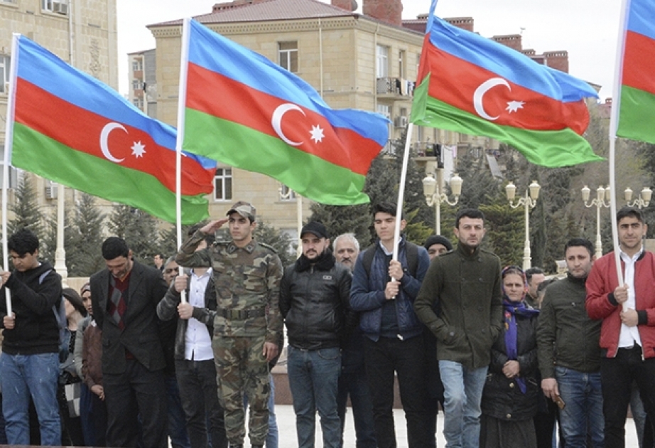 Gənclər həqiqi hərbi xidmətə yüksək əhval-ruhiyyə ilə yola düşürlər