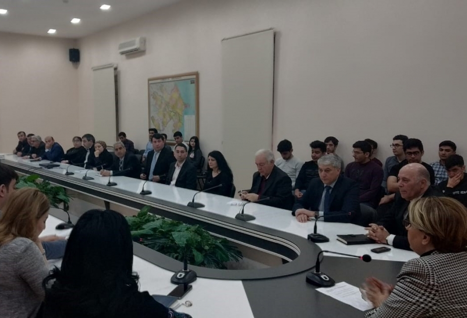 Elmi seminar: Hüquq elminin müasir tədqiqat istiqamətləri