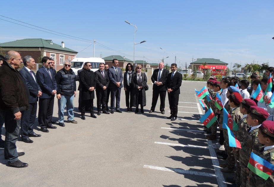 Mitglieder von aserbaidschanischer Gemeinde Bergkarabachs besuchen von Okkupation befreites Dorf Jojug Marjanli