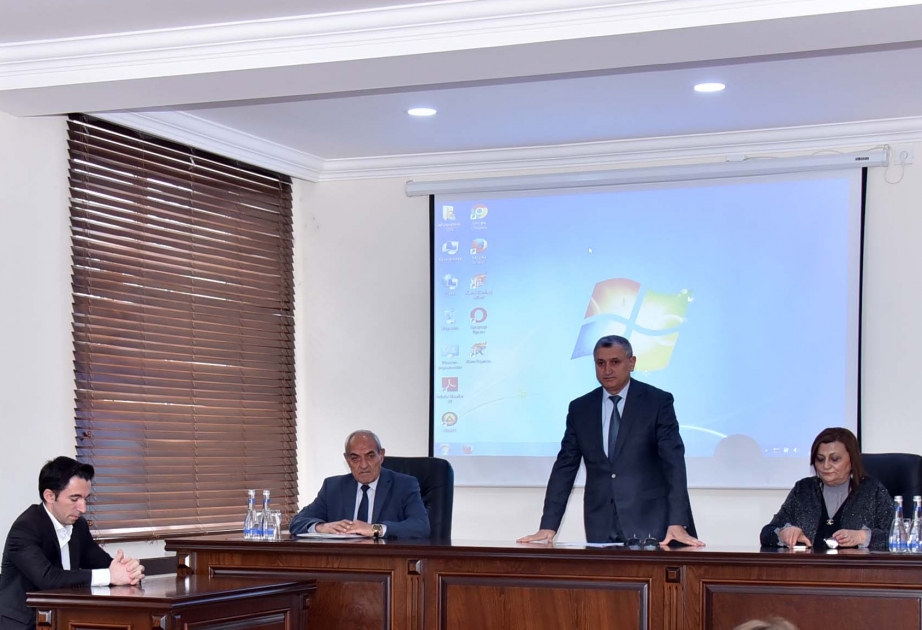 Təhsilimizə göstərilən qayğının nəticəsində cəmiyyətdə alimin nüfuzu xeyli artıb