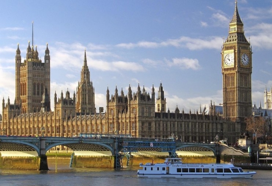 Парламент Великобритании блокирует «жесткий» Brexit