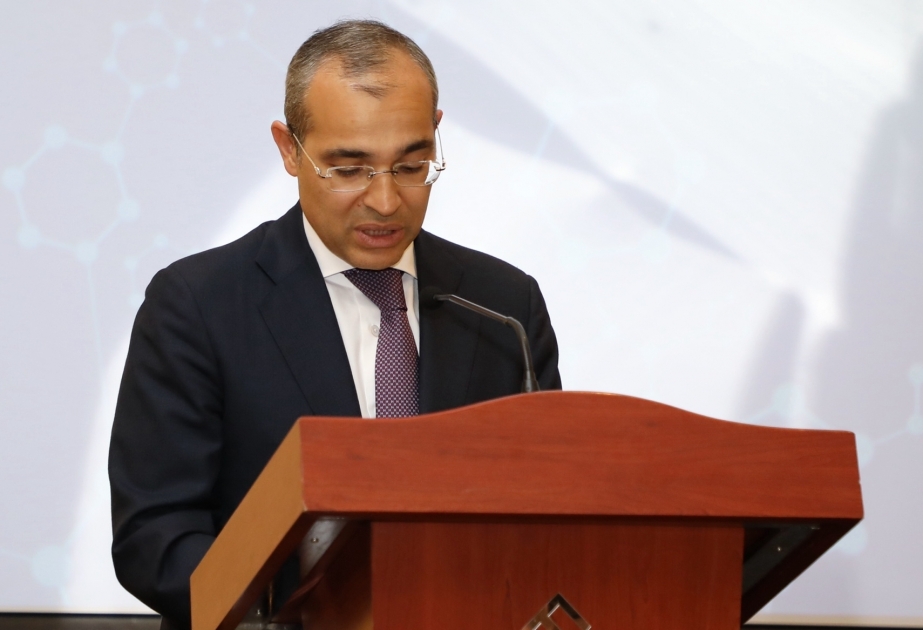 الوزير: 78 دافع ضرائب ذي الرأسمال الإسرائيلي ناشطة في أذربيجان