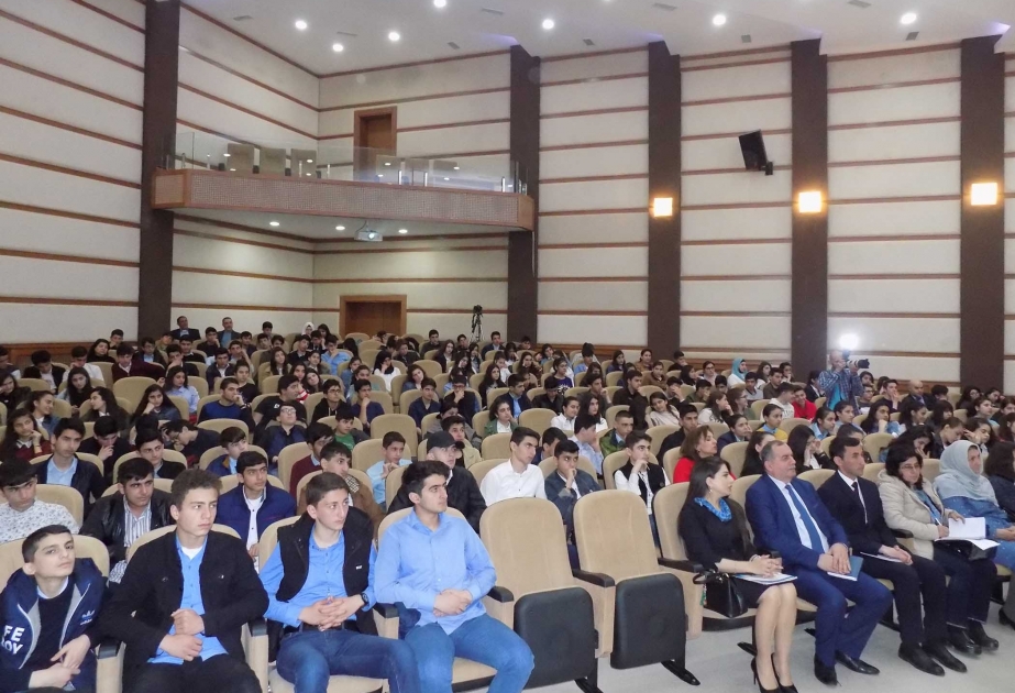 Azərbaycan İlahiyyat İnstitutu Lənkəranda abituriyentlərlə görüş təşkil edib