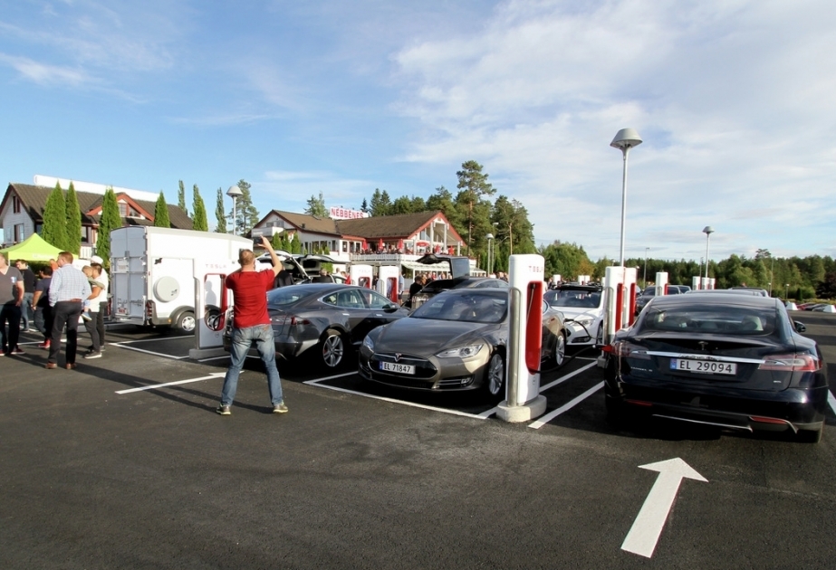Norveçdə satılan avtomobillərin yarısından çoxu elektromobillərdir