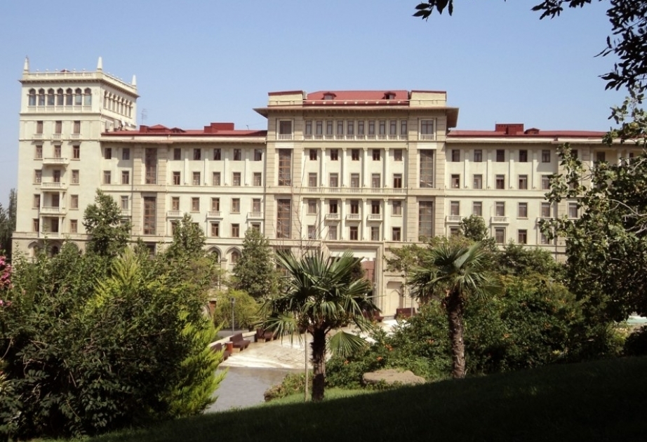 Кабинет министров Азербайджана утвердил изображение, спецификацию и образец водительских прав