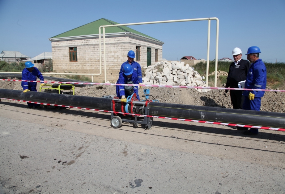 Bakıda muzdlu işçilərin orta aylıq əməkhaqqı 799 manat olub