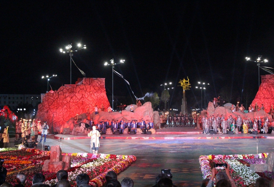Özbəkistanda keçirilən Beynəlxalq Baxşi sənəti festivalında Azərbaycan nümayəndələri də iştirak edir