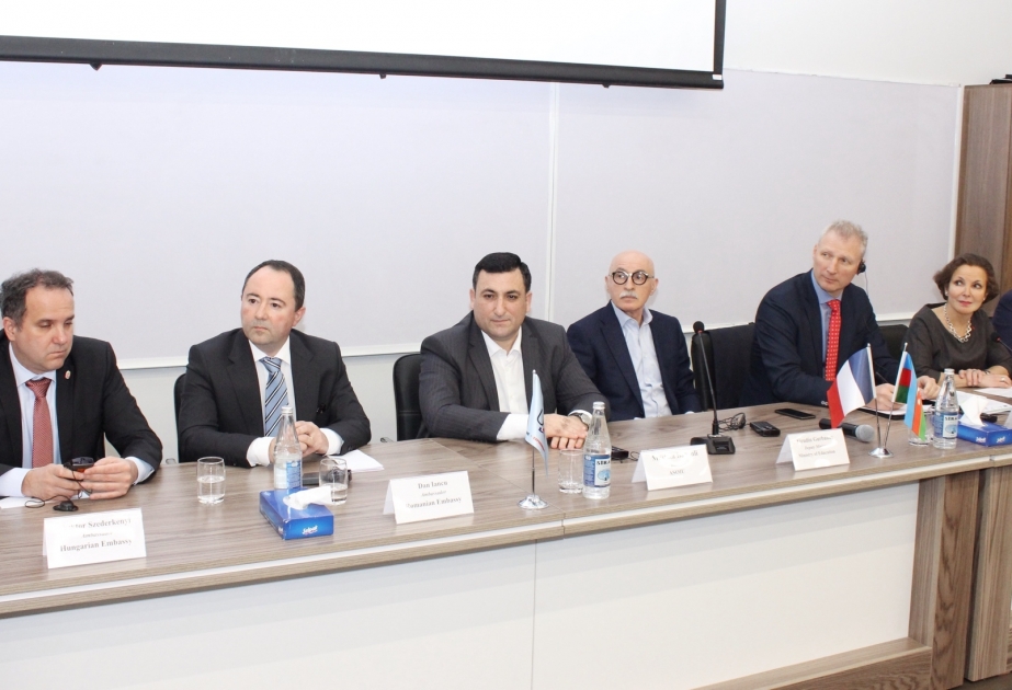 Azərbaycan-Fransız Universitetində “Frankofon universitet sərgisi 2019” keçirilib