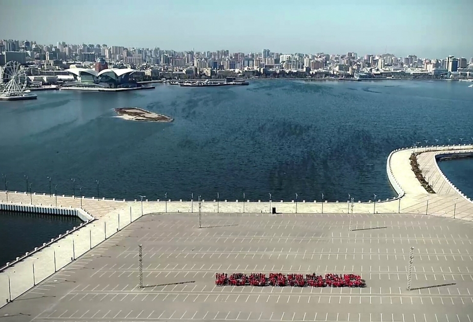 Azərbaycan əhalisinin sayının 10 milyona çatması münasibətilə kütləvi aksiyalar keçirilir