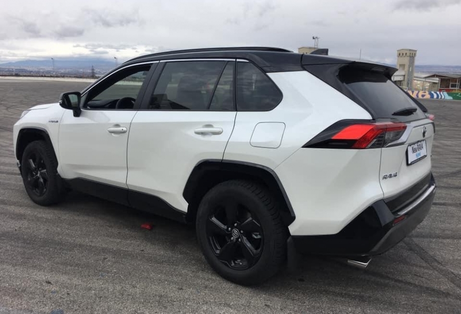 ®  “Toyota”nın qabaqcıl hibrid texnologiyaları artıq Azərbaycanda