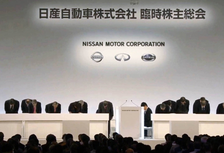 “Nissan” şirkətinin səhmdarları Karlos Qonu direktorlar şurasının tərkibindən çıxarıblar