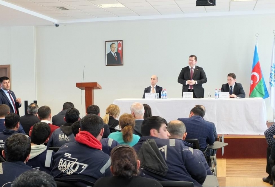 Əmək müqaviləsində işəgötürən işçinin sağlam və təhlükəsiz əmək şəraitinə təminat verilməsi öhdəliyini göstərməlidir