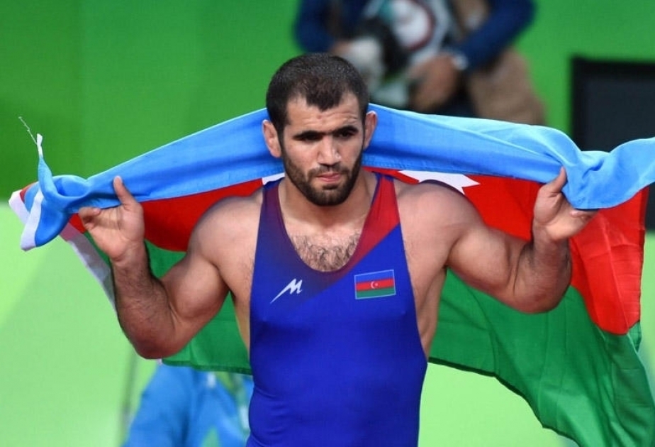 Luchador azerbaiyano se corona campeón de Europa de lucha libre por tercera vez
