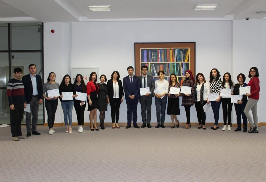 MEK-in əməkdaşları üçün “İctimaiyyətlə əlaqələr və media” mövzusunda təlim təşkil edilib