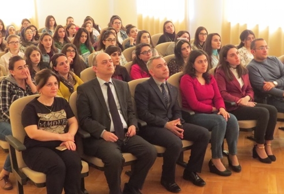 Nəsimi “quş dili” deyərkən nəyi nəzərdə tuturdu?