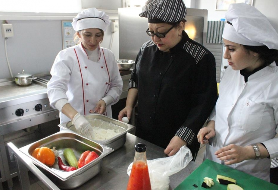 Turizm və Sosial Xidmətlər üzrə Bakı Dövlət Peşə Təhsil Mərkəzində ustad dərsləri keçilib