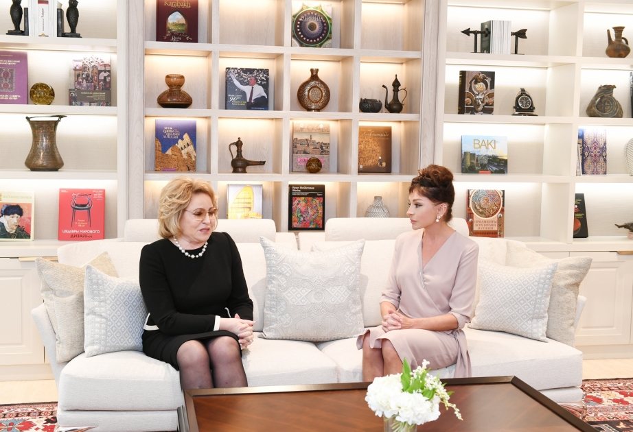 Birinci vitse-prezident Mehriban Əliyeva Rusiya Federasiya Şurasının sədri Valentina Matviyenko ilə görüşüb