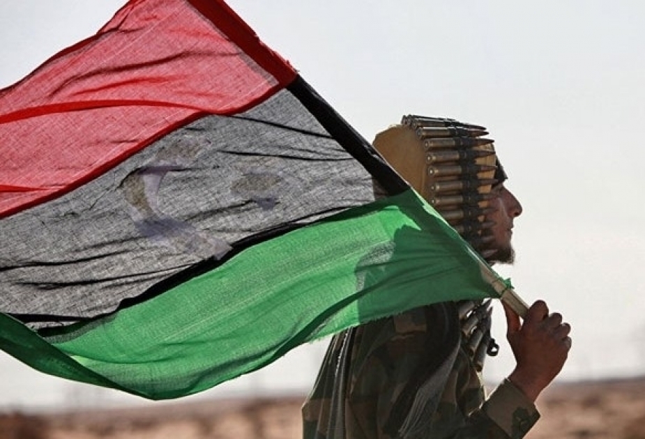 الاشتباكات تهدد صادرات النفط والغاز الليبية