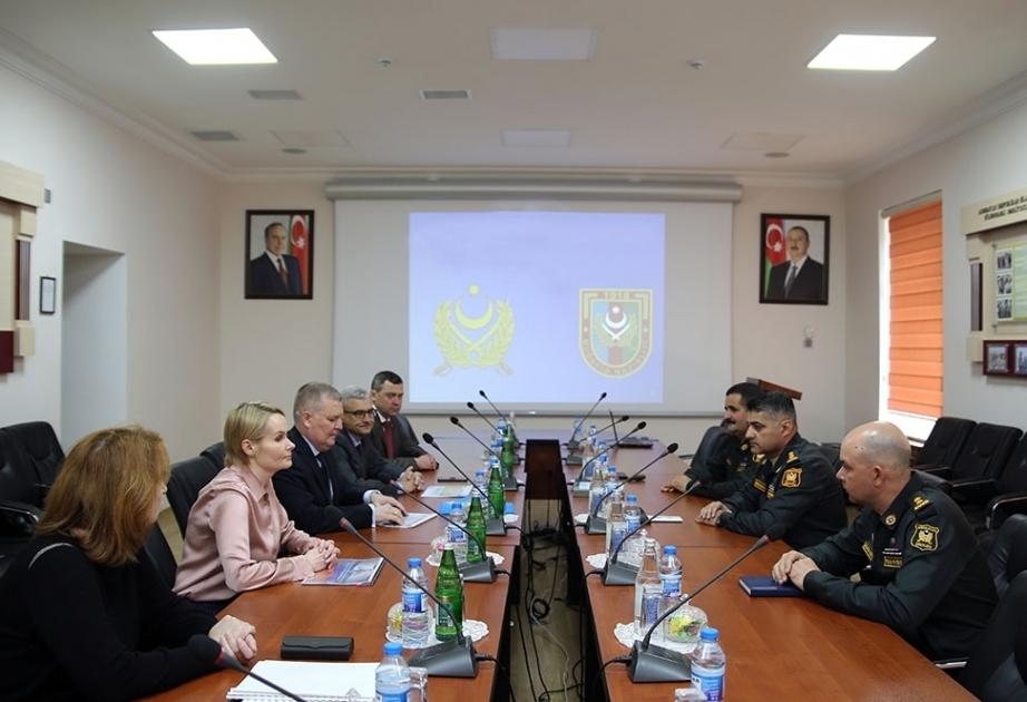 Les financiers militaires azerbaïdjanais et russes se rencontrent à Bakou