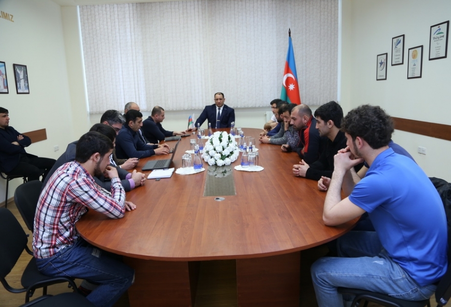 İlham Zəkiyev paralimpiyaçı cüdoçulardan ibarət yığmamızın üzvləri ilə görüşüb