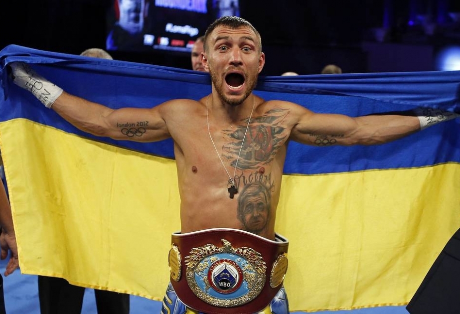 Боксер Ломаченко защитил два титула чемпиона мира в легком весе