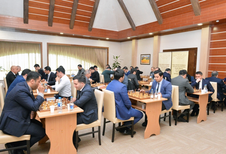 Vergi işçiləri arasında şahmat turniri keçirilir