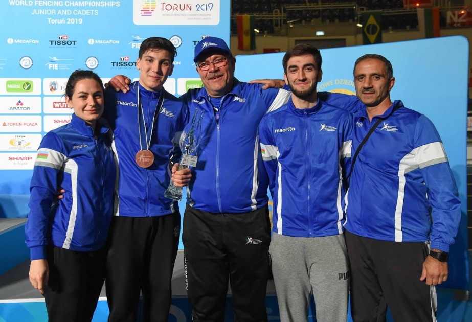 Azerbaijan’s Hasanov takes bronze at World Junior and Cadet Fencing Championships