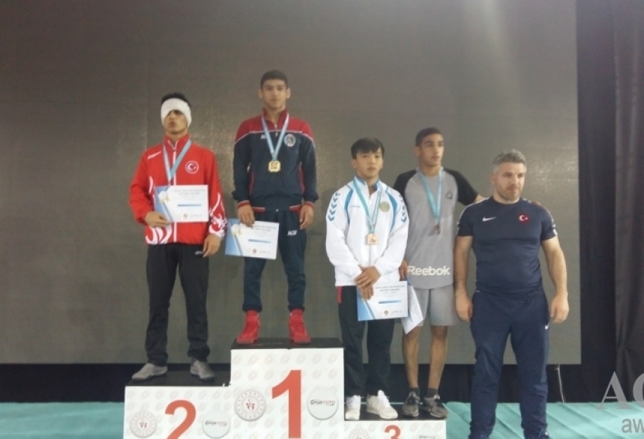Azerbaijani wrestlers claim three medals at Victory Cup