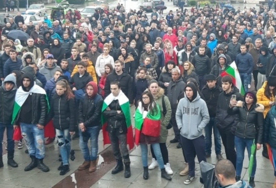 Bolqarıstanın Qabrovo şəhərinin sakinləri etiraz aksiyası keçiriblər