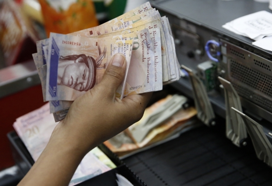 Venesuelada dolların məzənnəsi gün ərzində 23 faiz bahalaşıb