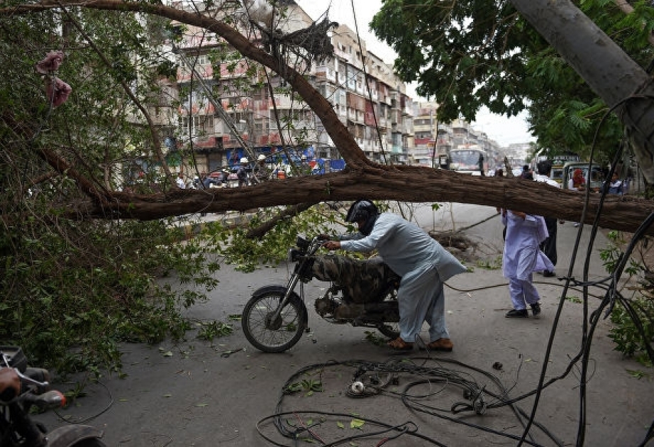Pakistanda qum fırtınası 39 insanın həyatına son qoyub