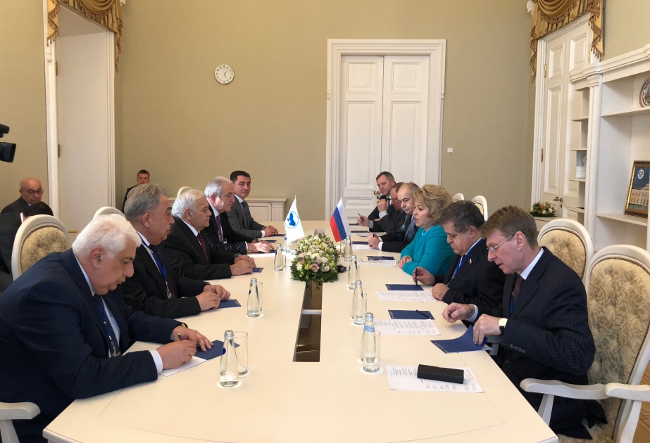Valentina Matviyenko: Mehriban xanım çox maraqlı həmsöhbətdir