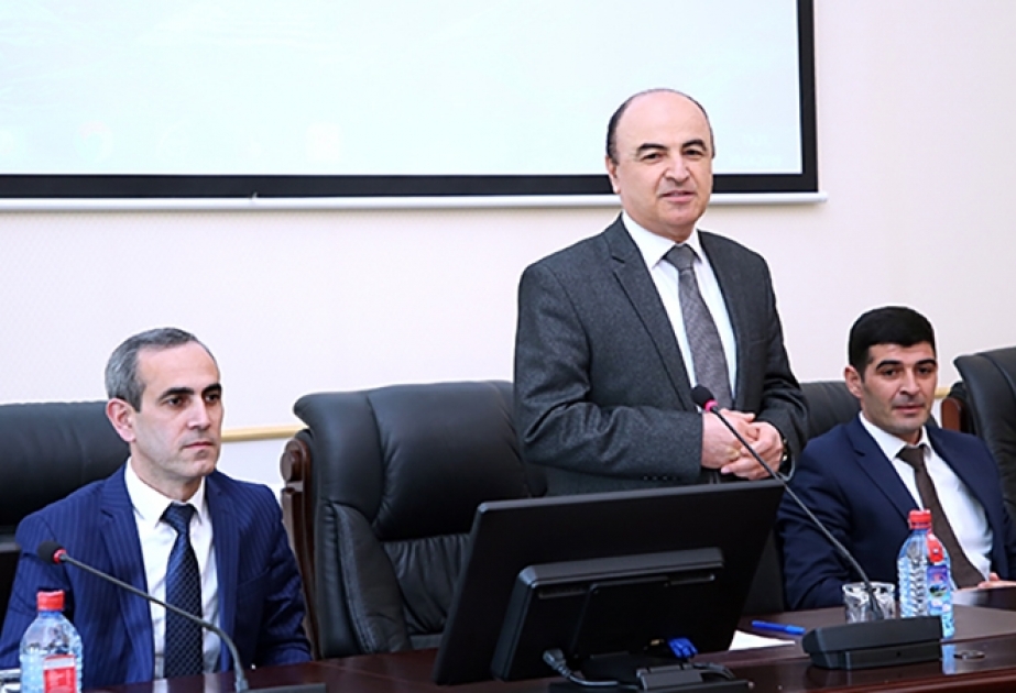 AMEA-nın magistrantları ilə görüş keçirilib