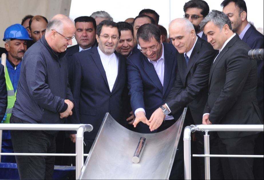 Azerbaiyán e Irán construyen su primera fábrica conjunta de camiones