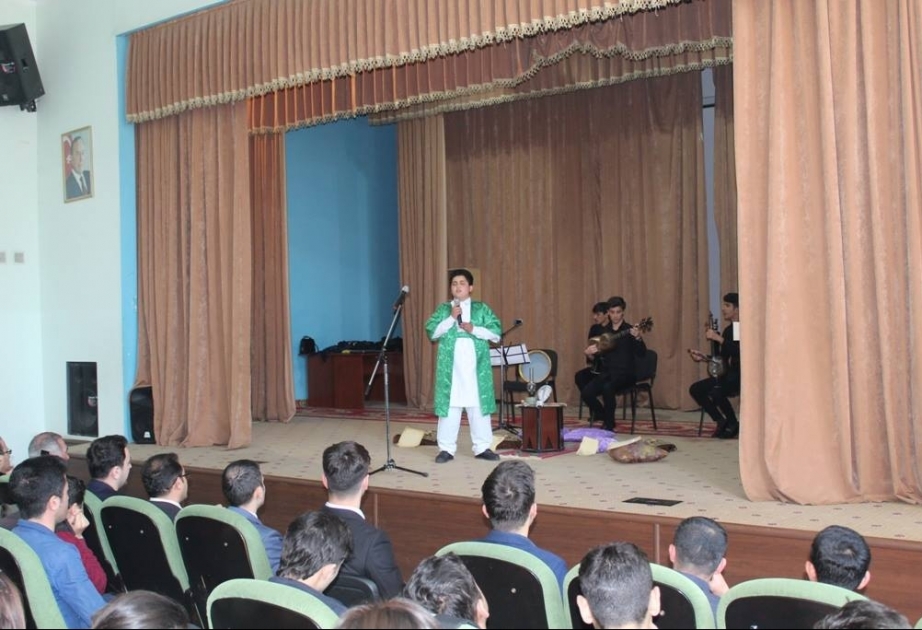 İmadəddin Nəsiminin işığında