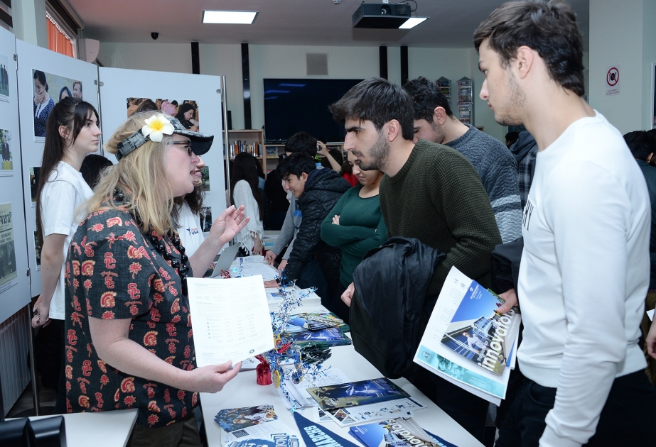 Azərbaycan Dillər Universitetində “Alumni Fair” adlı təhsil sərgisi keçirilib