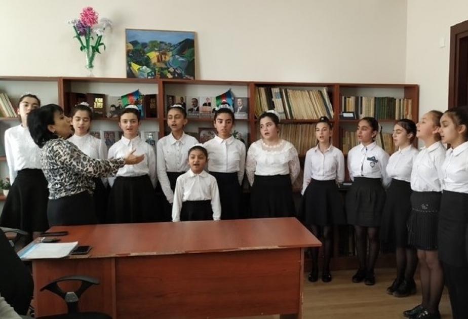 Uşaq incəsənət məktəbində Asəf Zeynallının 110 illiyi qeyd edilib