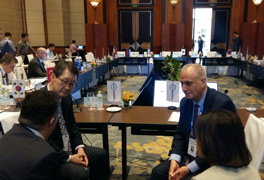 Hanoyda AZƏRTAC və Yonhap informasiya agentlikləri rəhbərlərinin görüşü olub