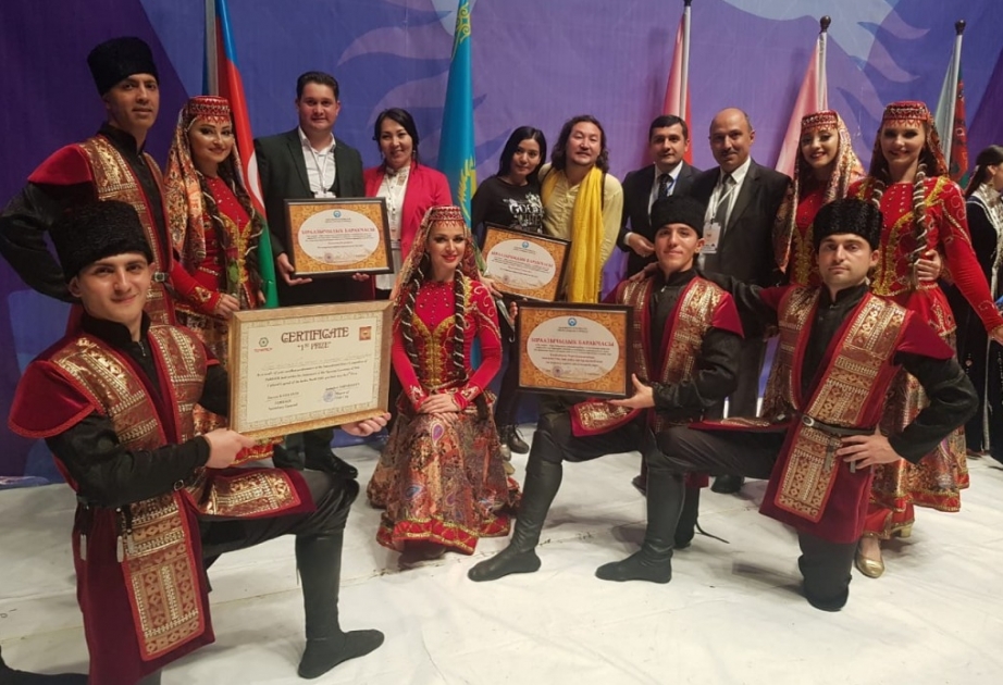 Azərbaycan Dövlət Mahnı və Rəqs Ansamblı Oş şəhərində beynəlxalq müsabiqədə birinci yerə layiq görülüb
