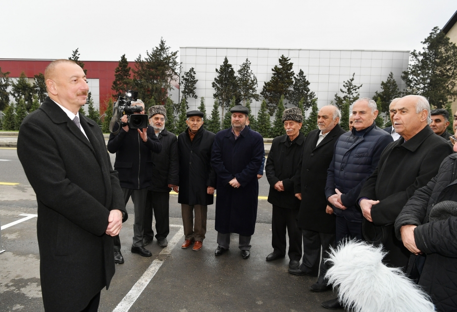 Ilham Aliyev asiste a la inauguración de la autopista Mardakán-Gala