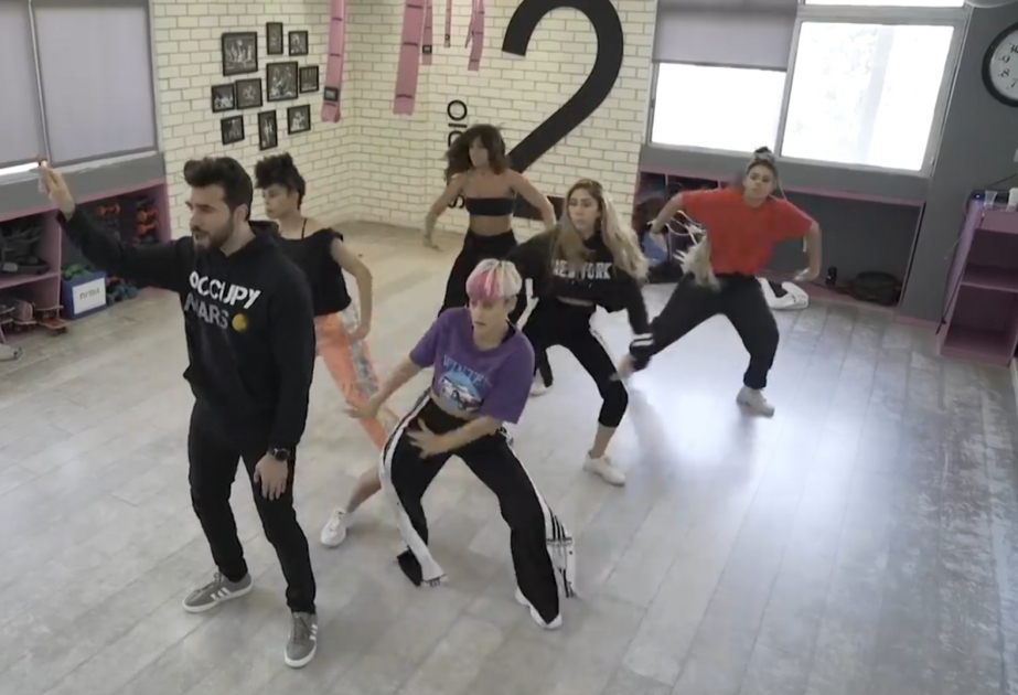 Chingiz singt über Phasen einer Trennung