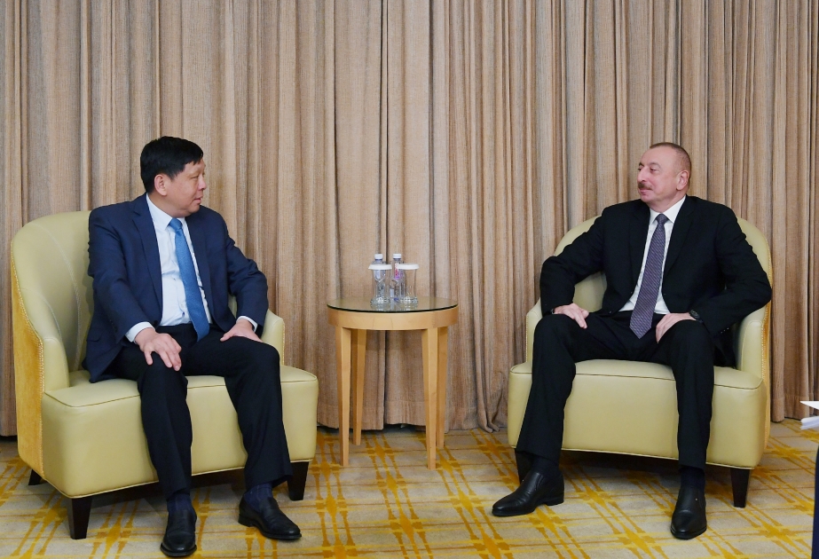 Prezident İlham Əliyev Pekində “CETC” Korporasiyasının baş direktoru ilə görüşüb YENİLƏNİB VİDEO
