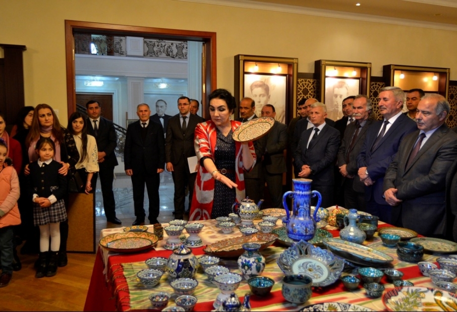 İsmayıllıda Özbəkistanın keramika sərgisi açılıb