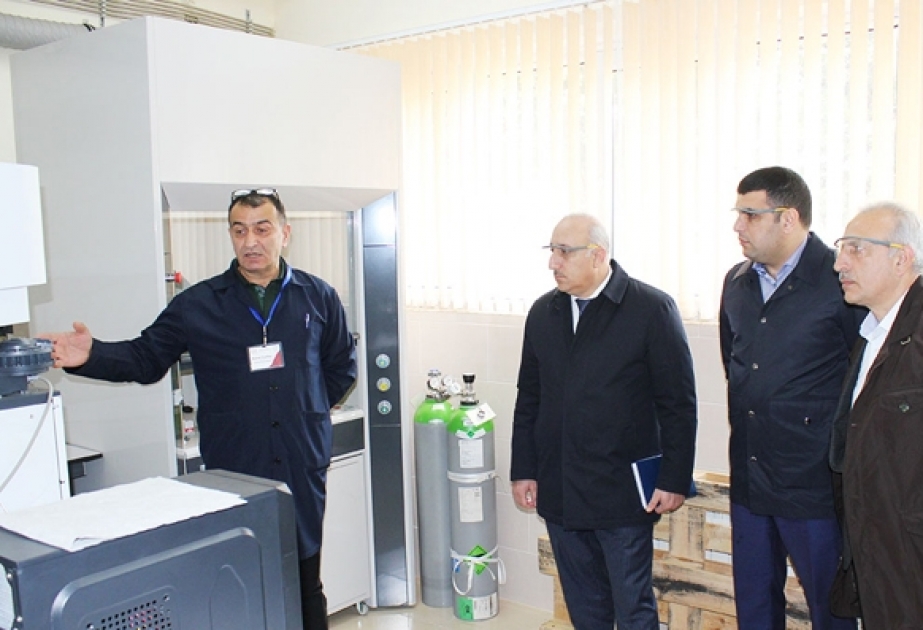 SOCAR rəsmiləri Yüksək Texnologiyalar Parkının istehsal sahələri ilə tanış olublar