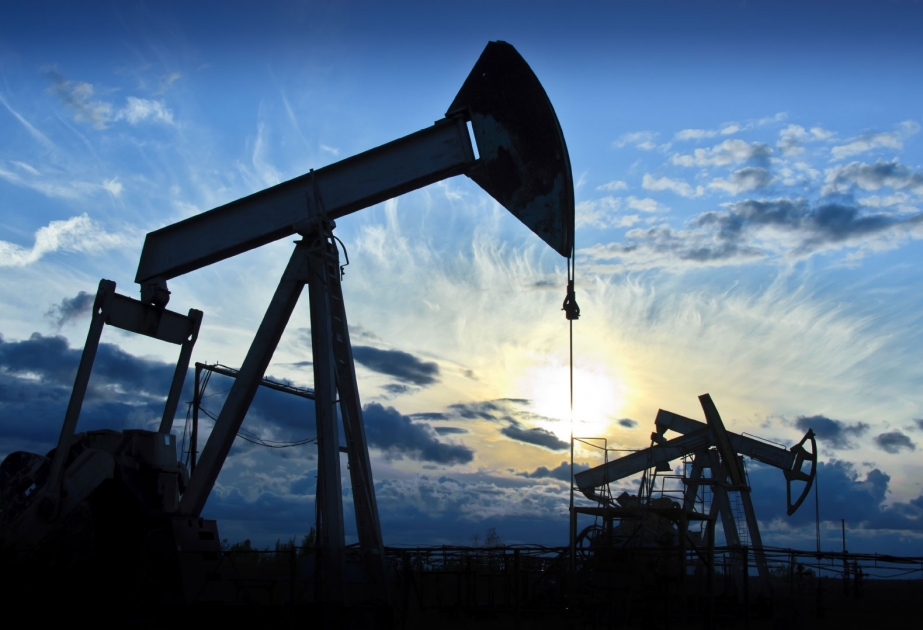 ABŞ-ın gündəlik neft hasilatı 12,1 milyon barreldir